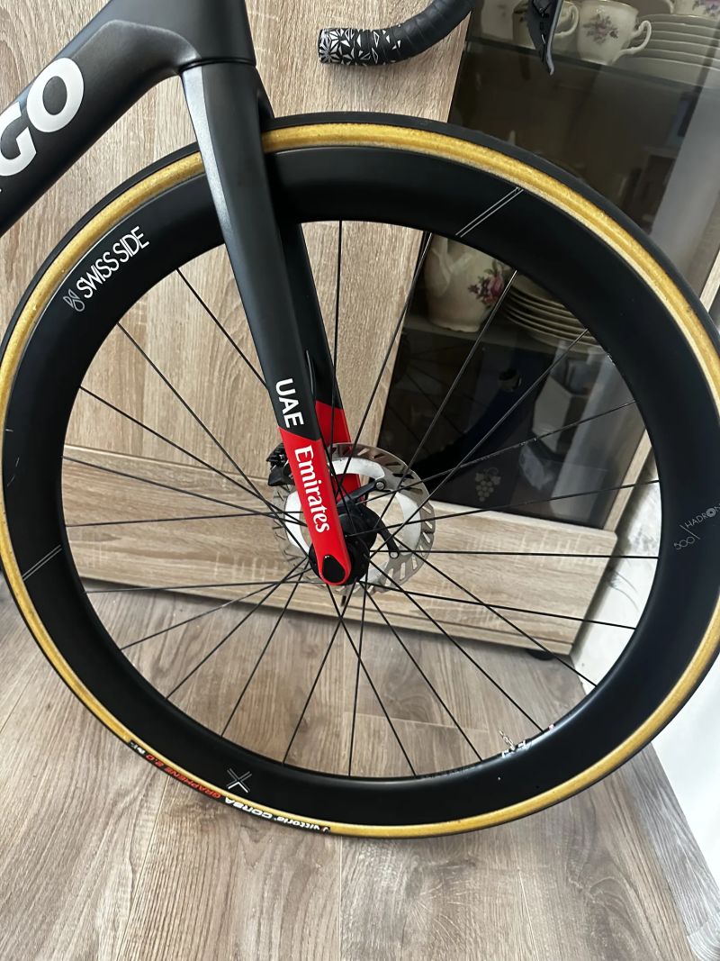 Colnago V4rs, dura-ace di2, SRM vel. 510 (172-185)