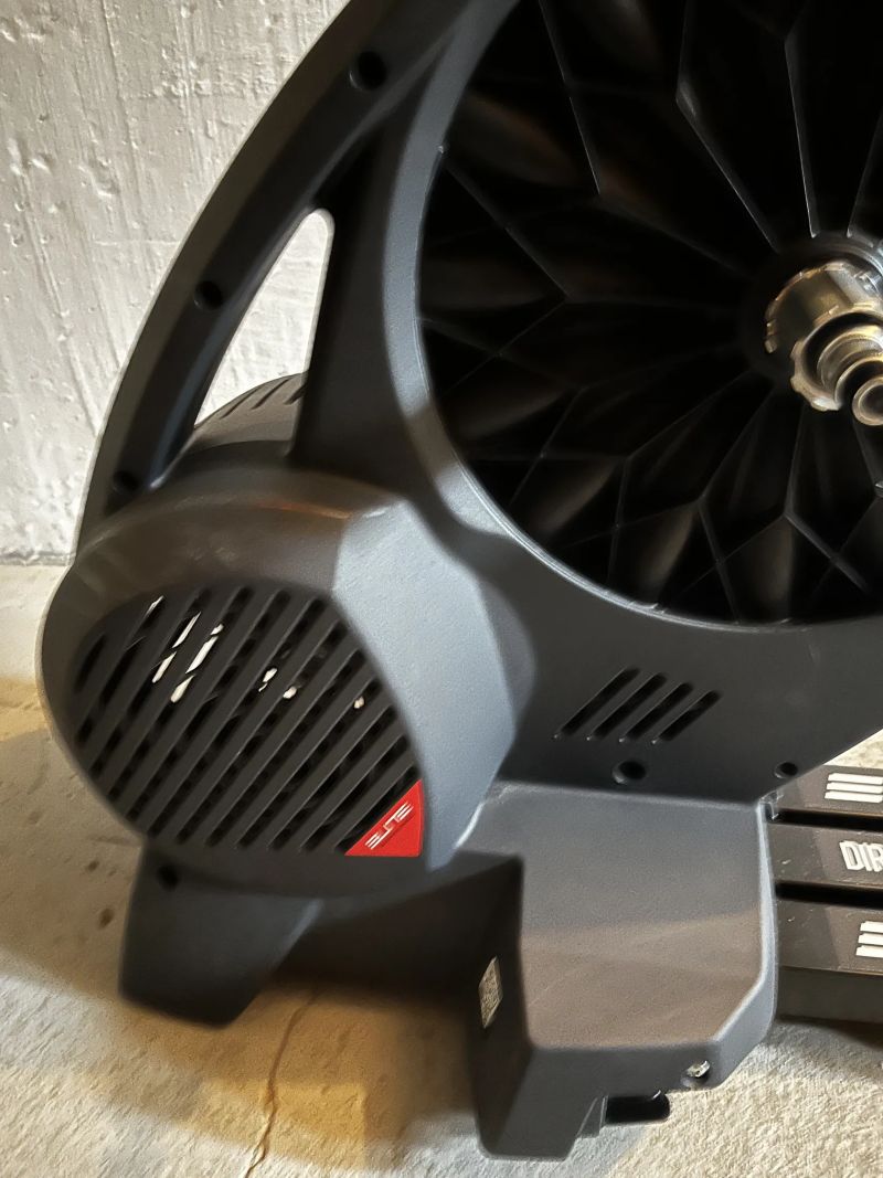 Cyklotrenažér Elite Direto+ s powermetrem - TOP STAV - ZÁRUKA