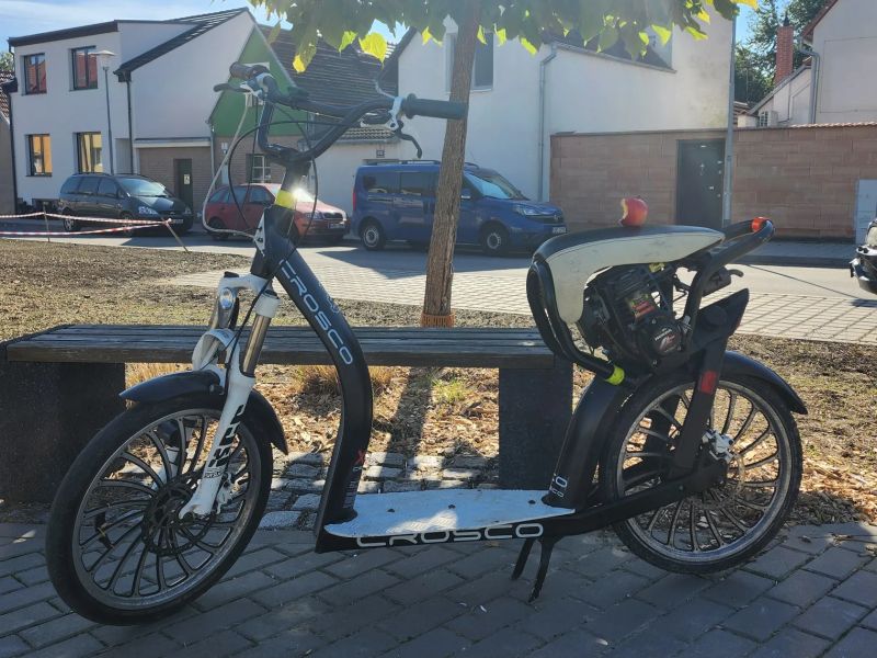 Moto Koloběžka CROSCO XCO 4t