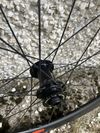 Karbonová kola ZIPP 303s, na silnici/gravel