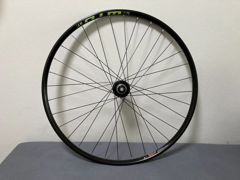 Zapletená kola WTB ST i23, MicroSpline, Boost 29"