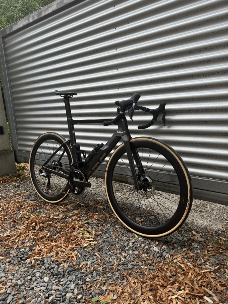 BMC Timemachine road 01 - Ultegra Di2 12s