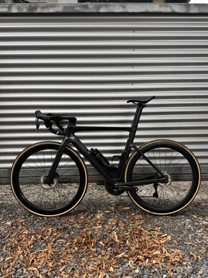 BMC Timemachine road 01 - Ultegra Di2 12s