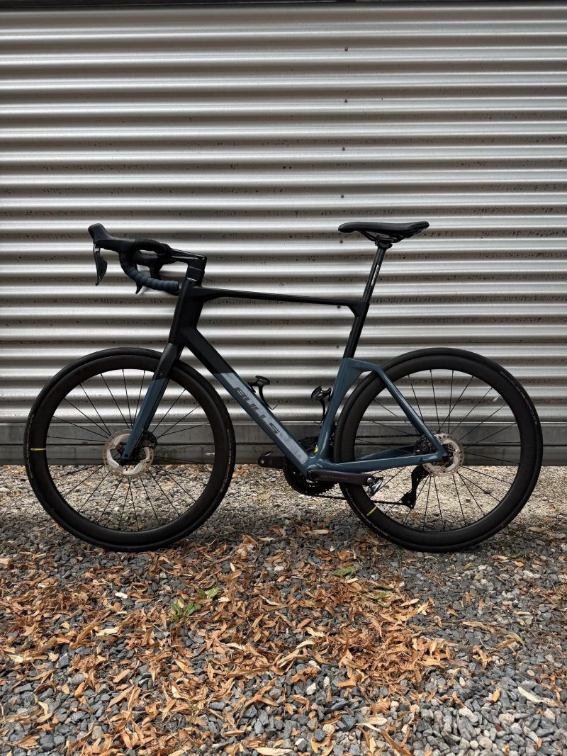 NOVÝ Bulls Alpine Hawk - Ultegra Di2 12s, záruka