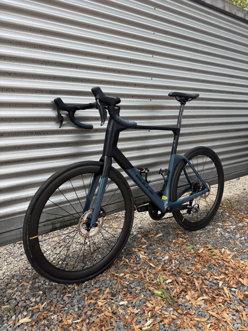 NOVÝ Bulls Alpine Hawk - Ultegra Di2 12s, záruka