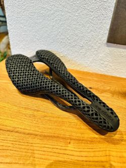 Koupím sedlo Selle Italia SLR 3D 