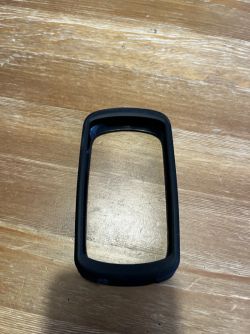 Prodám jako nový Silikonovy obal pro Garmin Edge 1040
