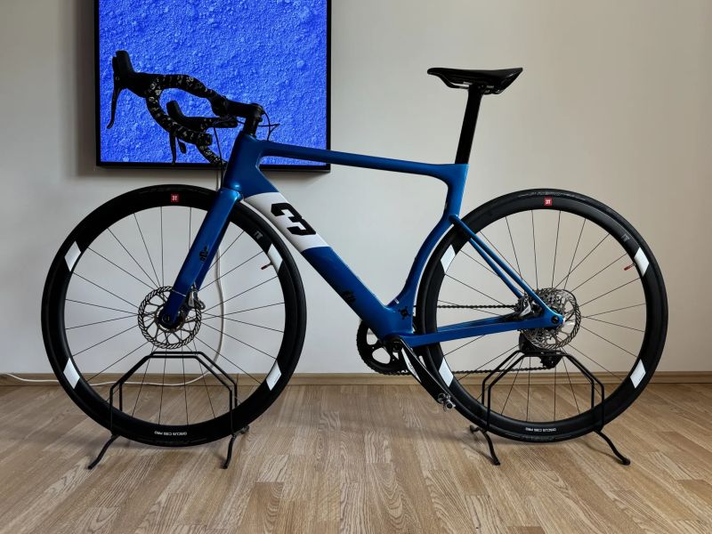 3T Strada Pro Aero Road Bike