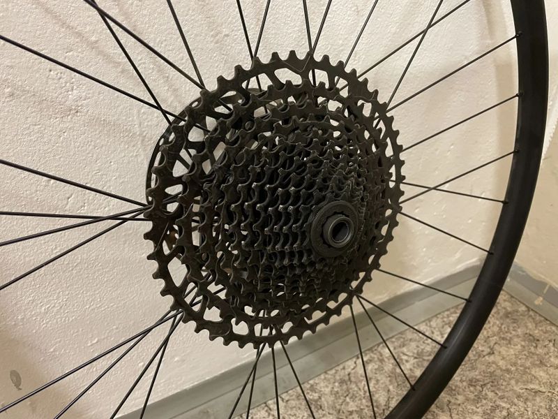 Sundaná kola z BMC TWOSTROKE 01