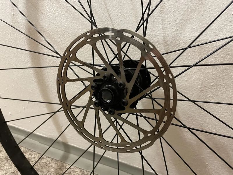 Sundaná kola z BMC TWOSTROKE 01