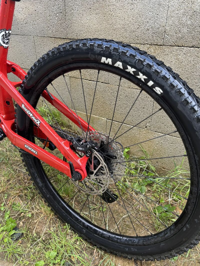 Trek Slash 7 2023