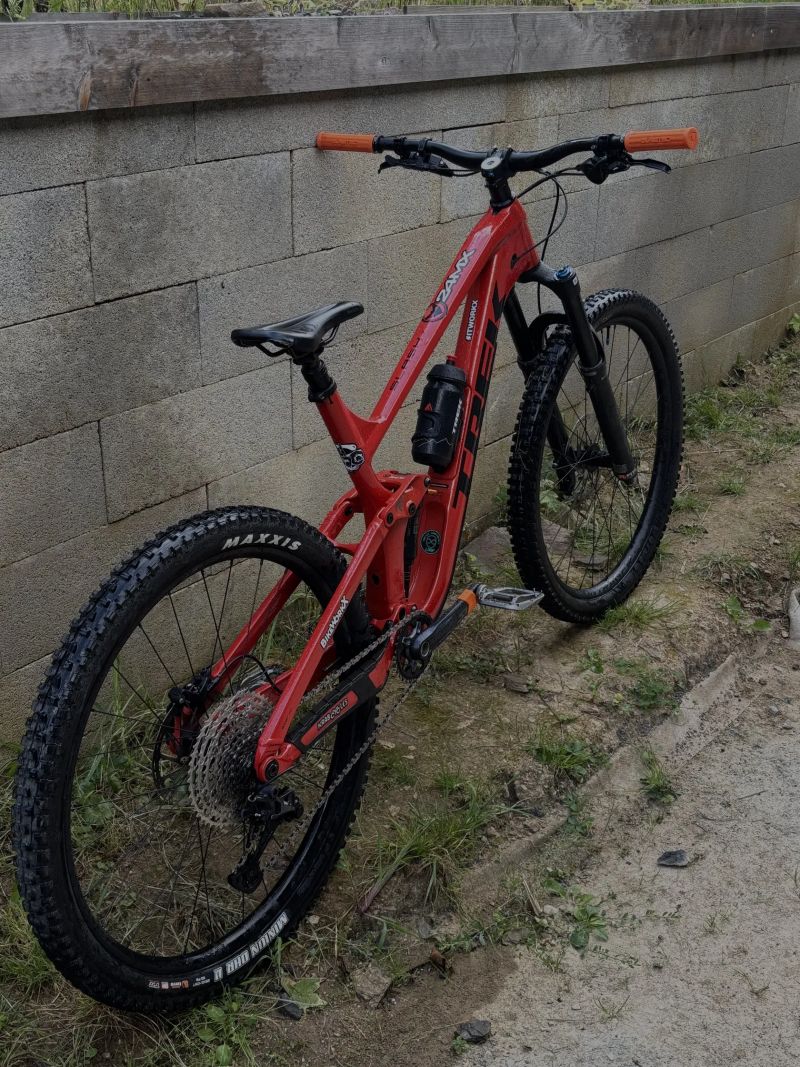 Trek Slash 7 2023