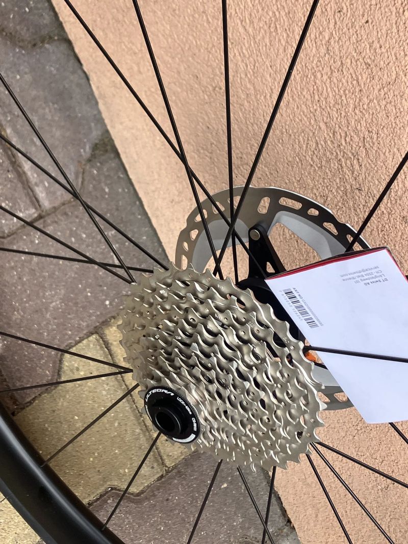  DT Swiss ARC 1400 CL 50 mm Carbon 12x100 / 12x142 mm