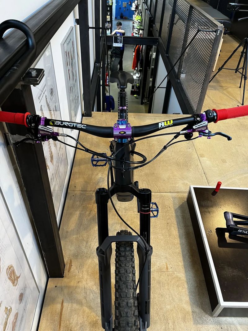 Specialized Turbo Levo - nová 500wh baterka s Hope+Burgtec & Rockshox upgradem