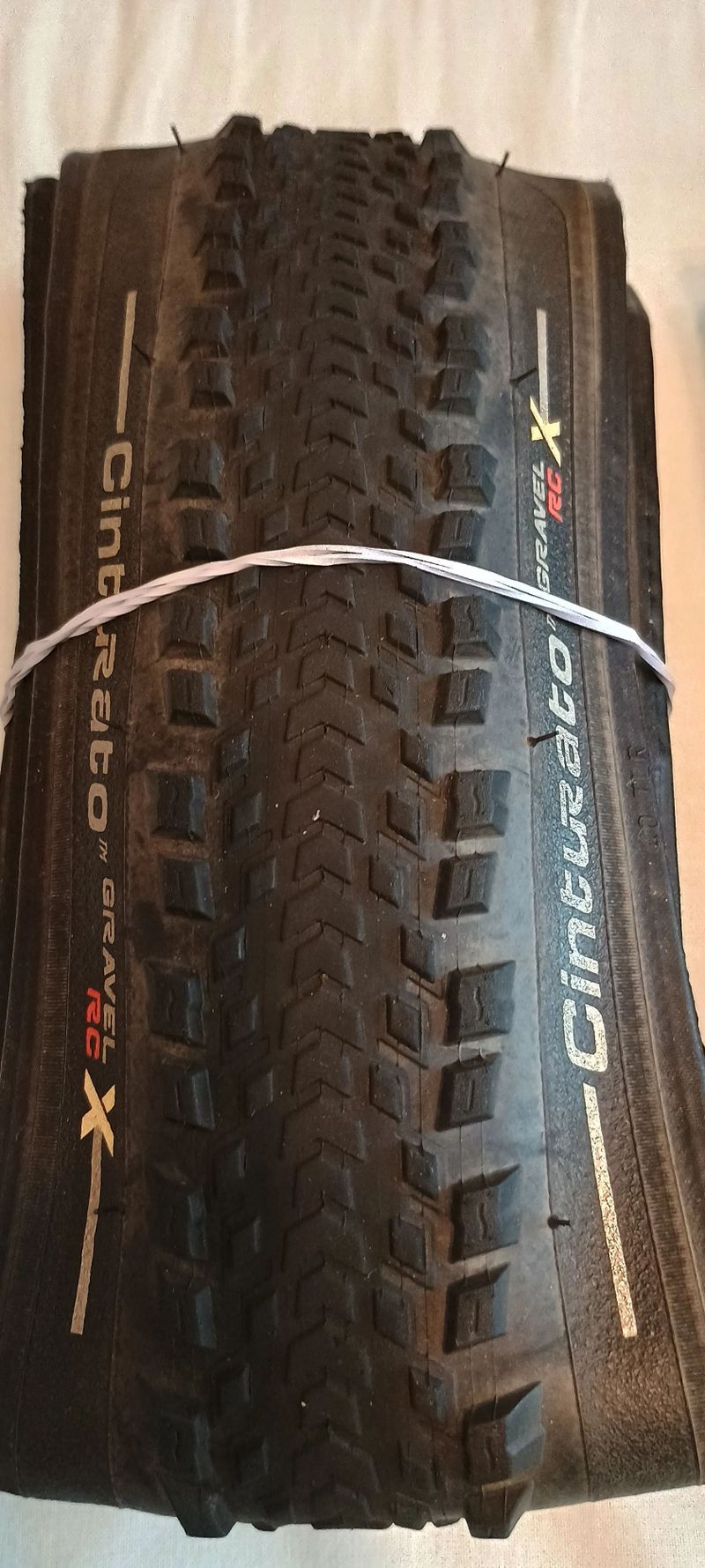 Pirelli Cinturato Gravel RC-X 40-622 gravel plášť kevlar