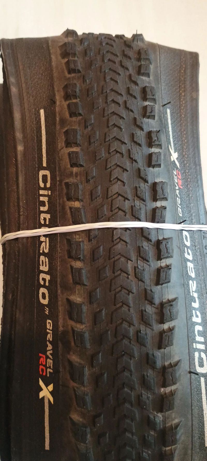 Pirelli Cinturato Gravel RC-X 40-622 gravel plášť kevlar