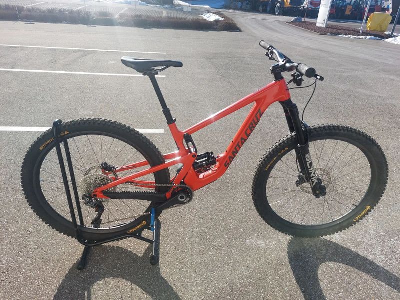 Santa Cruz Hightower CC na reserve carbon rafkach