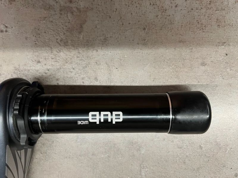 Sram karbonové kliky SRAM X01 Eagle Carbon - osa DUB Wide, 55mm CL, délka 175 mm, 34 zubů 