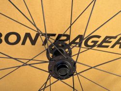Kola Bontrager Kovee 25- 29" nová