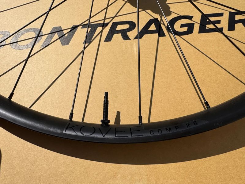 Kola Bontrager Kovee 25- 29" nová