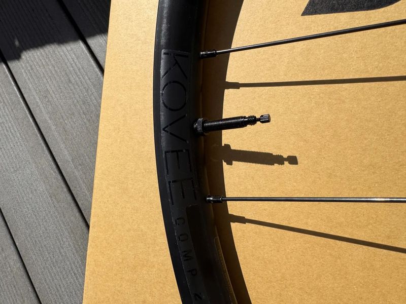 Kola Bontrager Kovee 25- 29" nová
