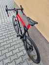 Trek Madone SLR 7 Gen 6 velikost 58 (180-185 cm) navy carbon smoke/viper red