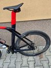Trek Madone SLR 7 Gen 6 velikost 58 (180-185 cm) navy carbon smoke/viper red