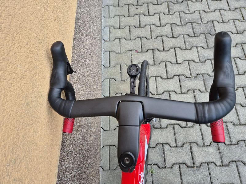 Trek Madone SLR 7 Gen 6 velikost 58 (180-185 cm) navy carbon smoke/viper red