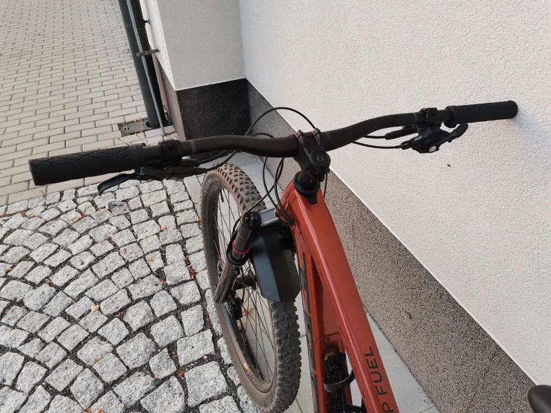 Trek Top fuel 8