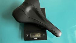 Prodam Sedlo SQlab 612 Ergowave R Carbon 15