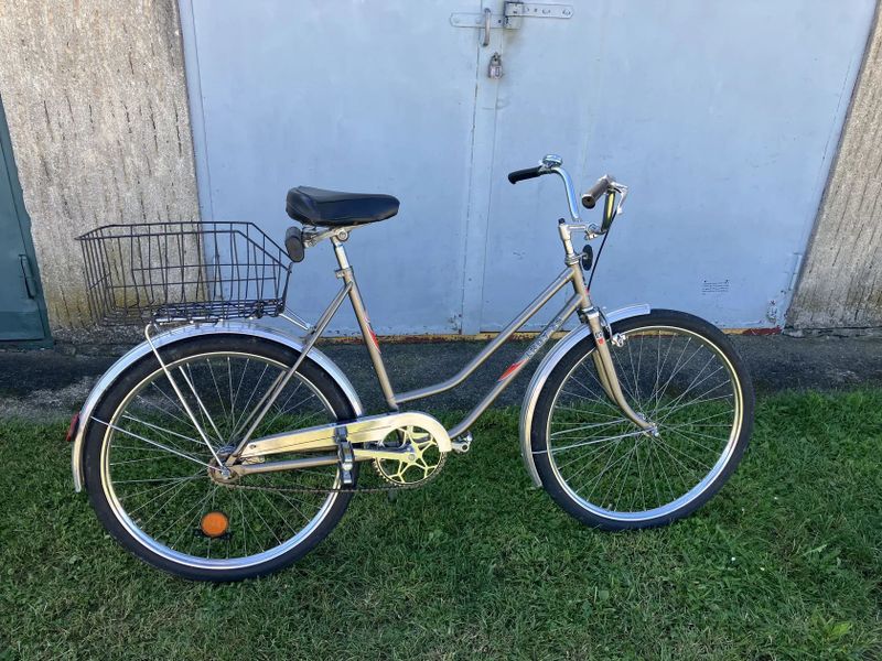 Městské dámské kolo Lady 26