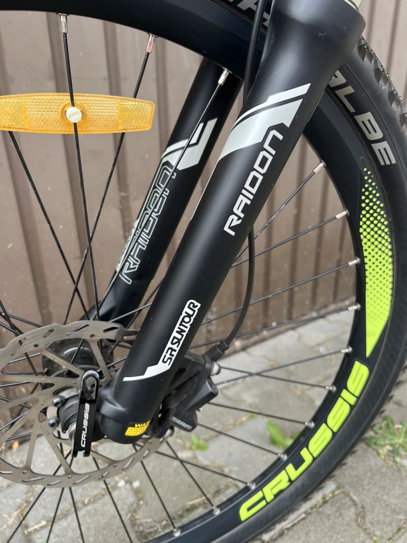 Crussis E-Largo 7.7