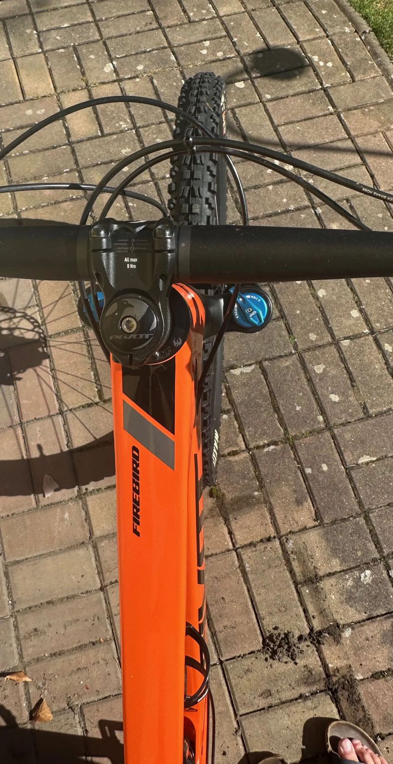 Pivot Cycles FIREBIRD 29 RACE XT AIR