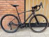 Karbonový gravel Giant Revolt Advanced 2 (s nejvyšší GRX 800 výbavou)