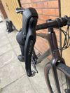 Karbonový gravel Giant Revolt Advanced 2 (s nejvyšší GRX 800 výbavou)