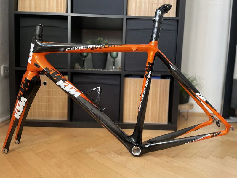 KTM Revelator Presitge World Cup / vel.55 / rámová sada Di2