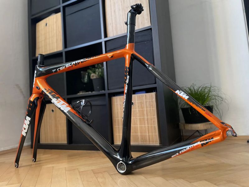 KTM Revelator Presitge World Cup / vel.55 / rámová sada Di2