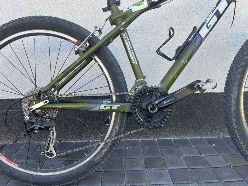 GT Agressor 26" S - vzduch vidlice
