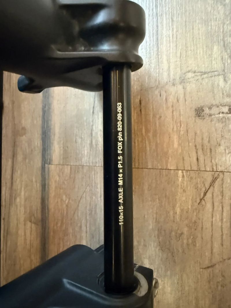 Fox 36 performance 150mm sloupek220mm
