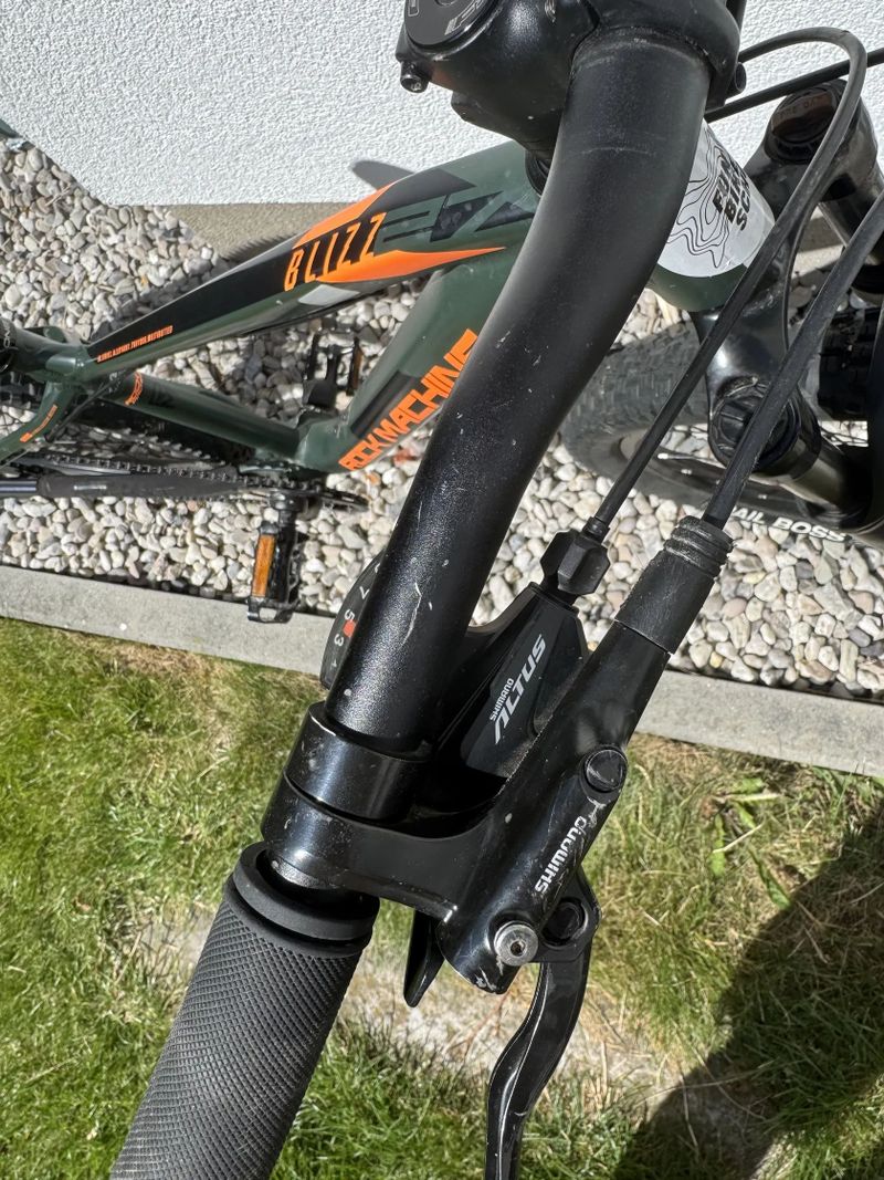 Rock Machine Blizz 27 HD