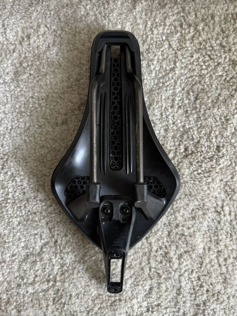 Fizik Transiro Aeris LD R3 Adaptive 135 mm