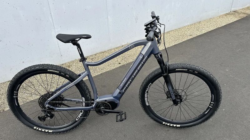 Elektrokolo Crussis ONE-LARGO 8.7 630Wh 120Km