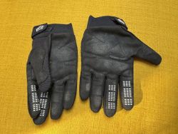 Prodám dětské rukavice Fox Dirtpaw (vel. L) 