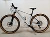 Horské kolo Cube Elite C:62 Pro silver´n´carbon 2024. Velikost rámu L