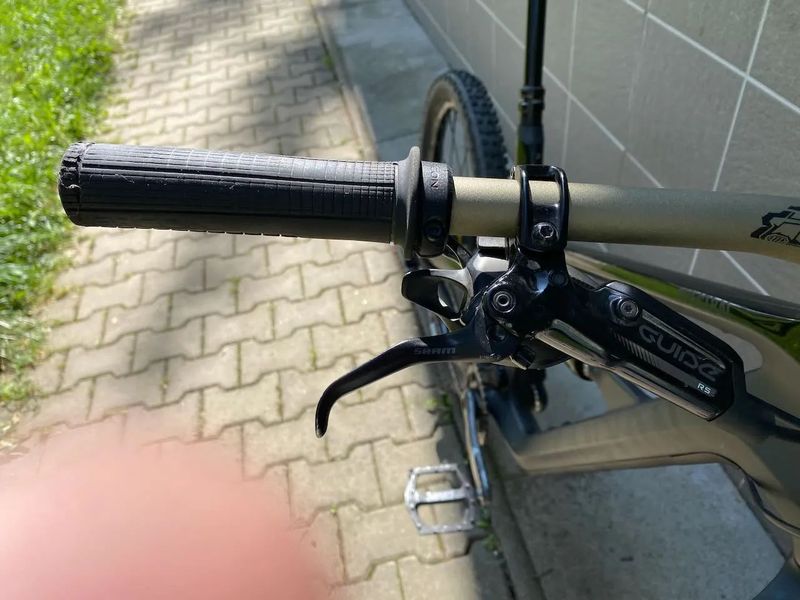 Canyon Spectral CF 9.0 Pro