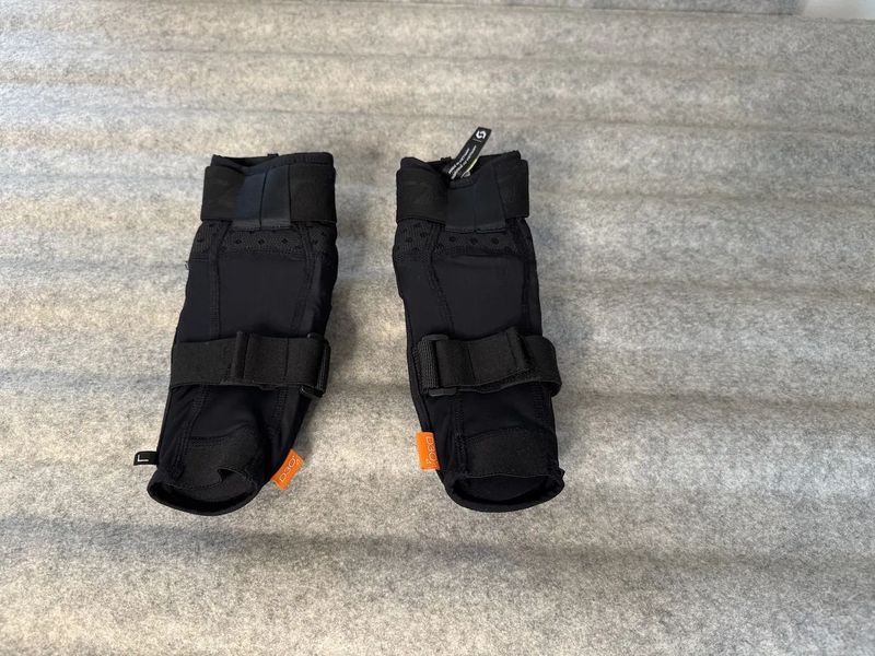 Prodám dětské chrániče loktů SCOTT Softcon Junior XS
