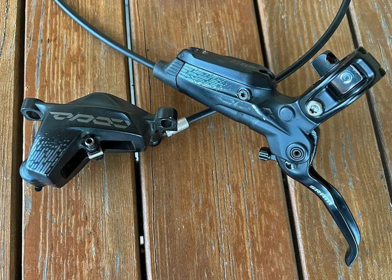 Sram Code R + kotouče 180 mm