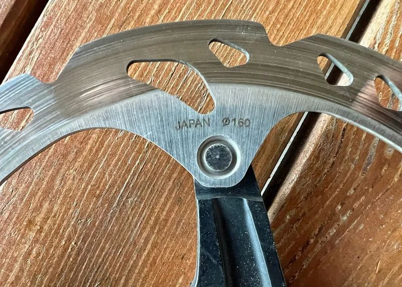 Brzdové kotouče Shimano SM-RT81-S 160 mm Centerlock