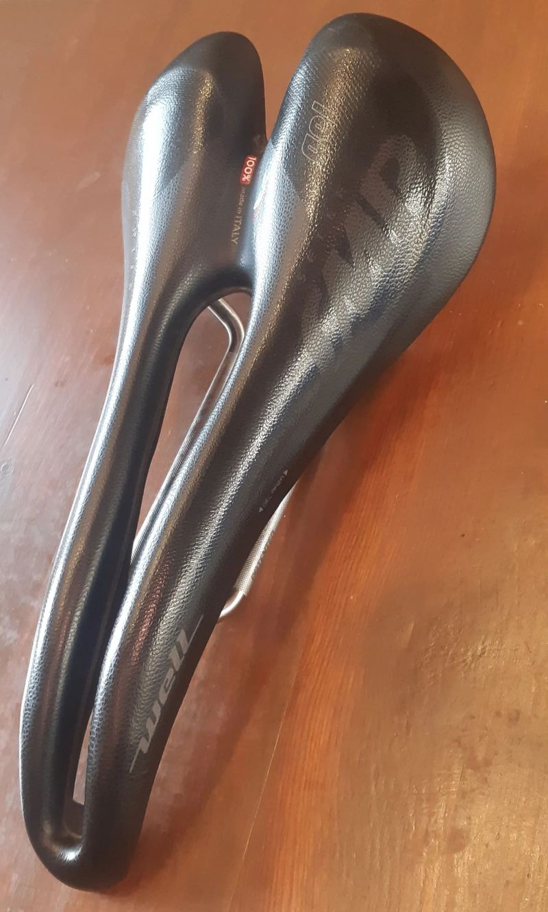 Selle SMP Well Gel 144 mm