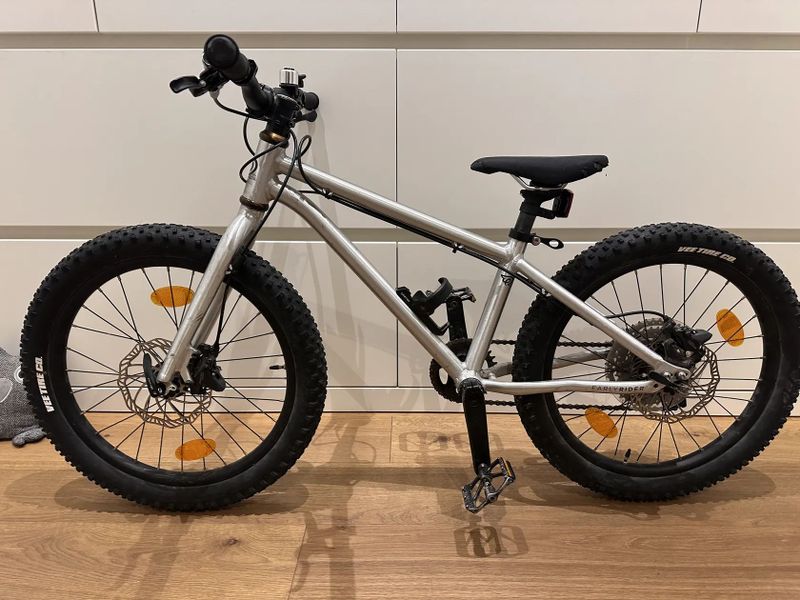 Early Rider Seeker 20 – prémiové dětské MTB, 6-8 let, Praha